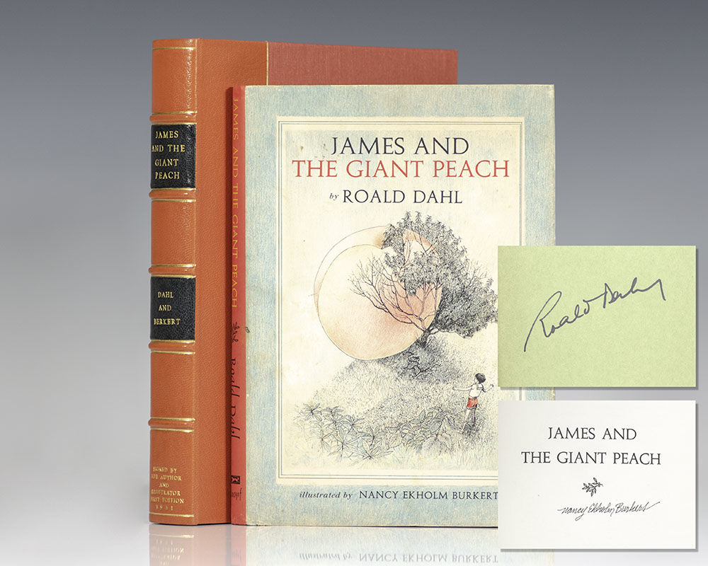 Primera edición de 'James and the Giant Peach', de Roald Dahl, con ilustraciones de Nancy Ekholm Burkert